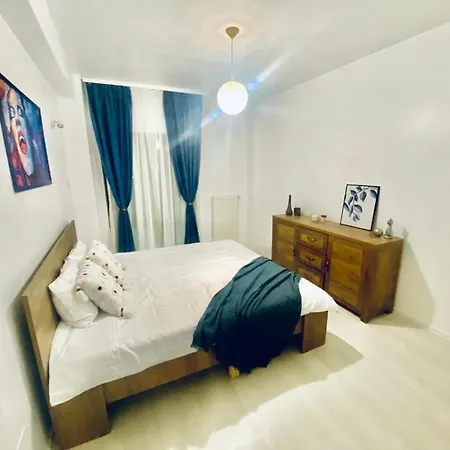 M&L Summer Apartament アパートホテル