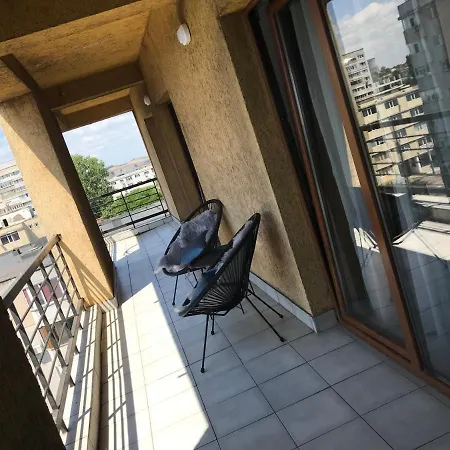 アパートホテル M&L Summer Apartament コンスタンツァ